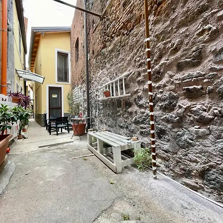 One Vicolo Lavico Apartment *